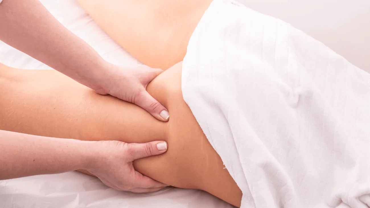 BMB therapist preparing a prenatal massage session